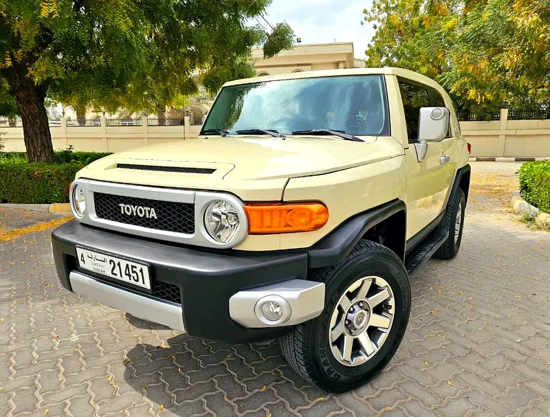 Toyota FJ Cruiser 2023